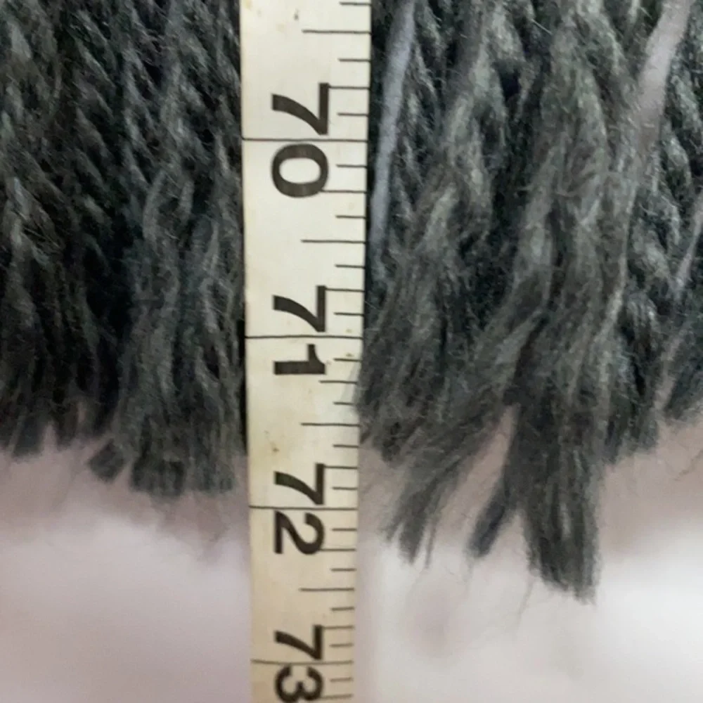 N/A gray maroon